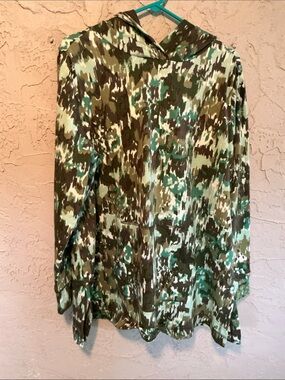 Isaac Mizrahi Women’s Blue Green Floral Hoodie/Sweatshirt